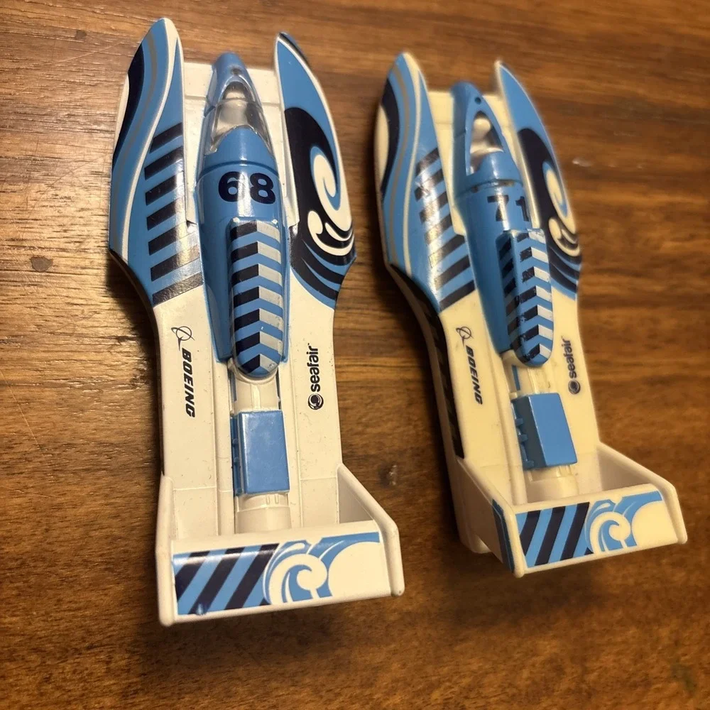 SEAFAIR BOEING 1/48 diecast Hydroplane Race Boat‎ Lot Of 2 - 68 & 71